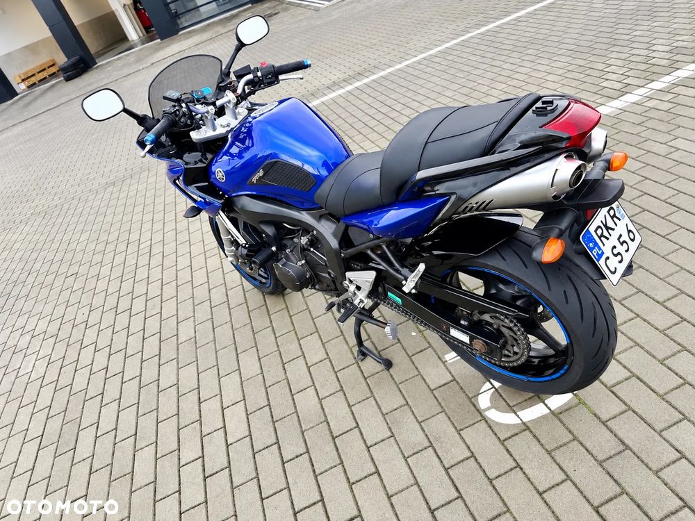 Yamaha FZ6 - 8