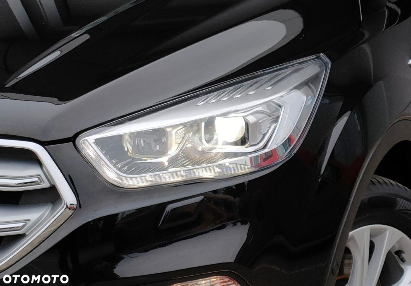 Ford Kuga - 34