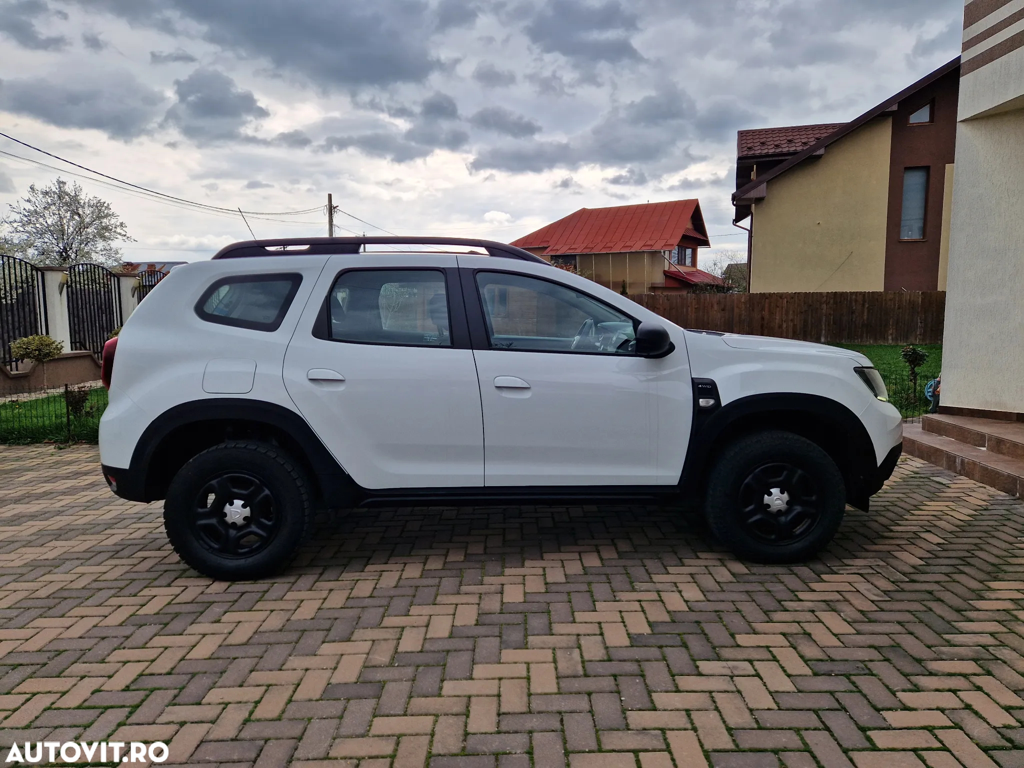 Dacia Duster 1.5 Blue dCi 4WD Comfort - 25