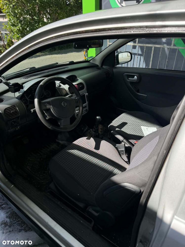Opel Corsa - 8