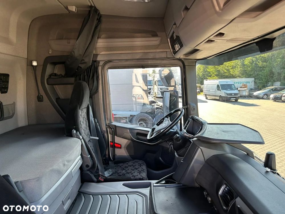 Scania 450 - 24