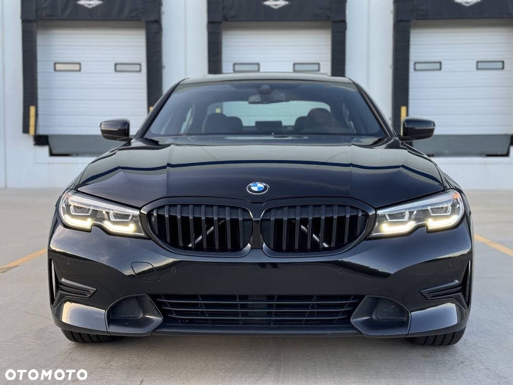 BMW Seria 3 330i M Sport sport - 3