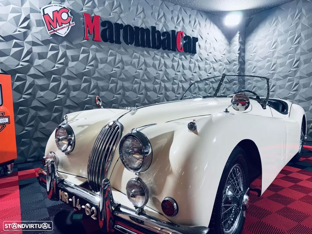 Jaguar XK140 - 24