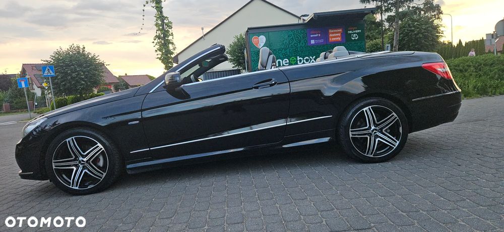 Mercedes-Benz Klasa E 200 CGI BlueEFFICIENCY Automatik Avantgarde - 19
