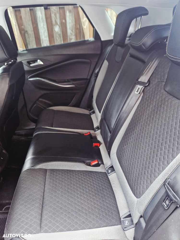 Opel Grandland X 1.6 START/STOP Enjoy - 8