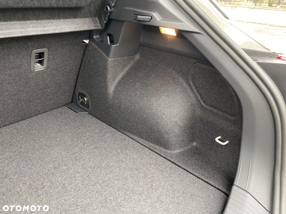 Volkswagen T-Roc 1.5 TSI Style DSG - 34