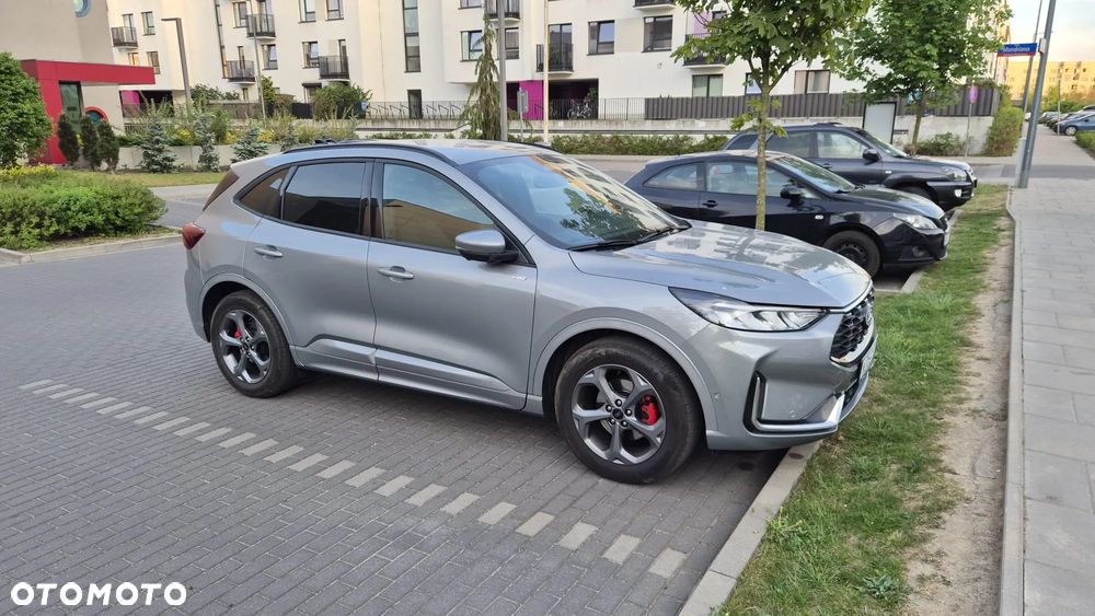 Ford Kuga 1.5 EcoBoost FWD ST-Line X - 4