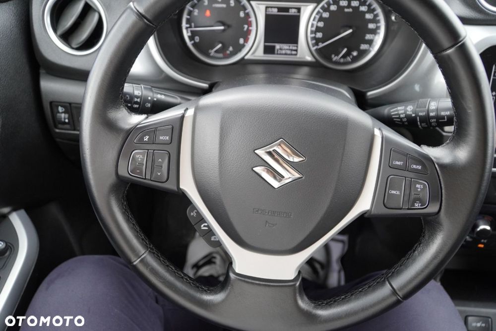Suzuki Vitara - 12