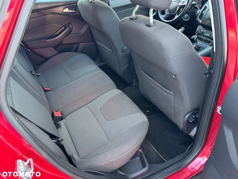 Ford Focus - 11