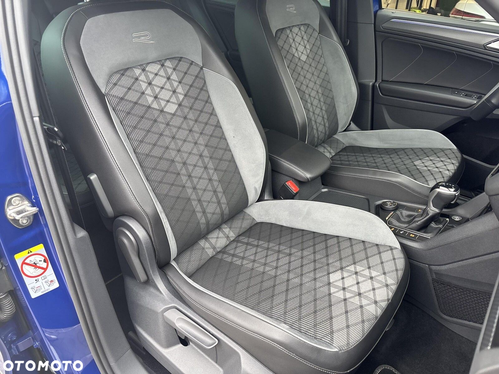 Volkswagen Tiguan - 32