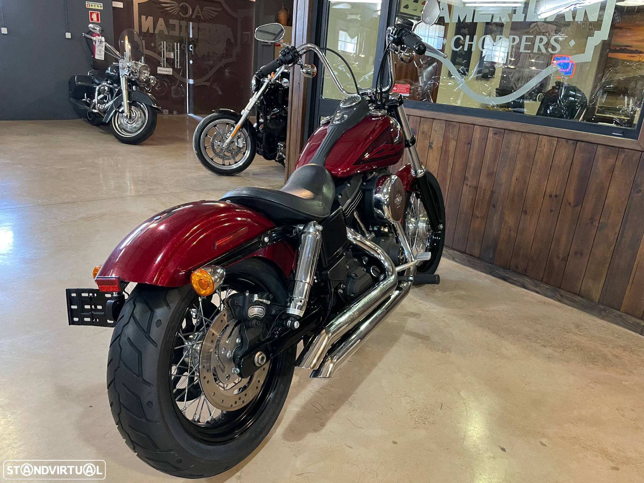 Harley-Davidson FX Dyna Street Bob - 21