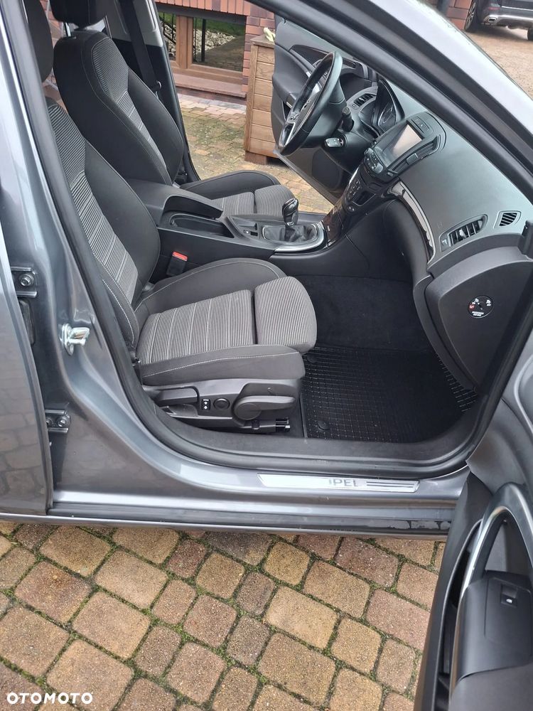 Opel Insignia - 14