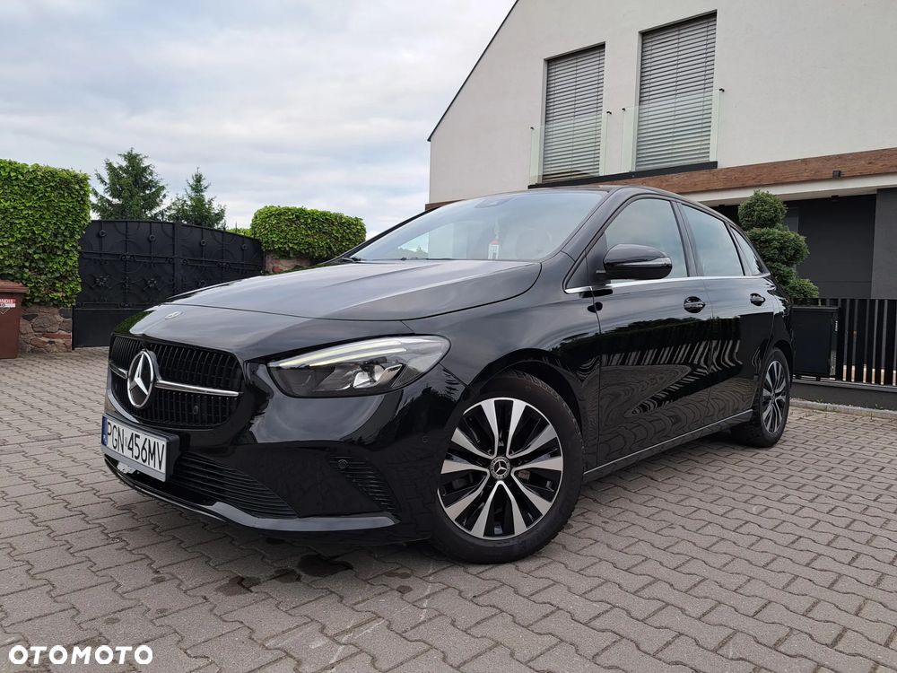 Mercedes-Benz Klasa B 180 d 8G-DCT - 35