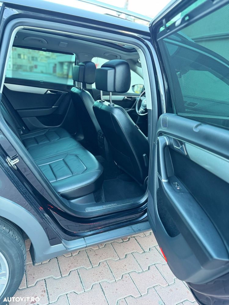 Volkswagen Passat Alltrack - 18