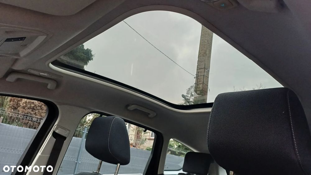 Ford C-MAX 2.0 TDCi Champions Edition - 11