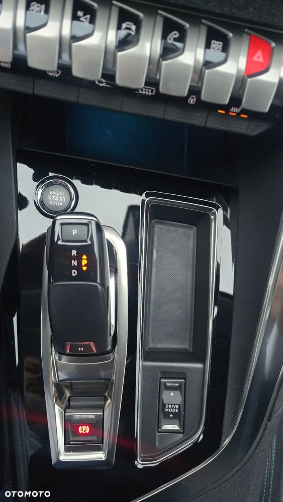 Peugeot 3008 1.2 PureTech Allure Pack S&S EAT8 - 14