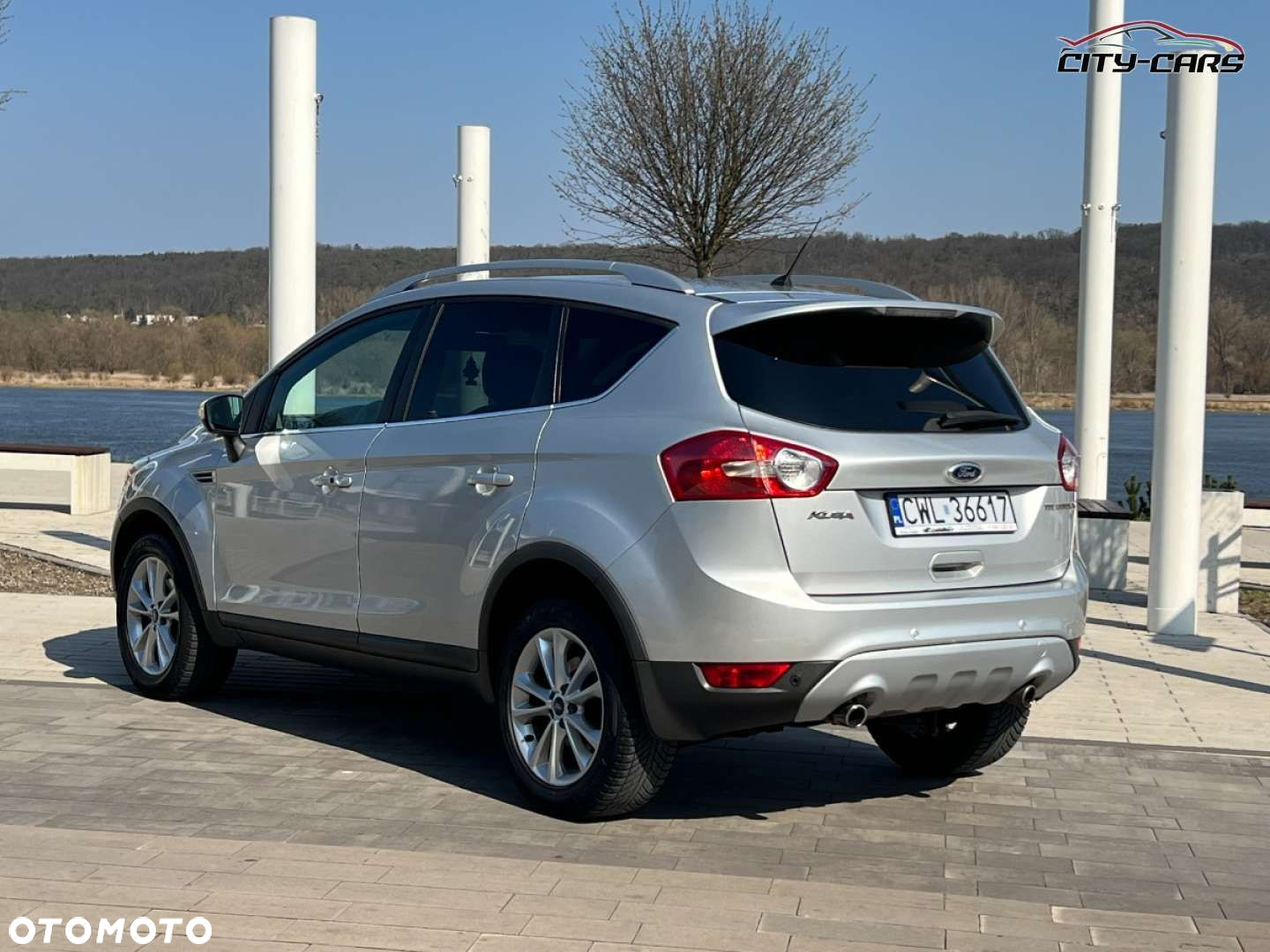 Ford Kuga - 25