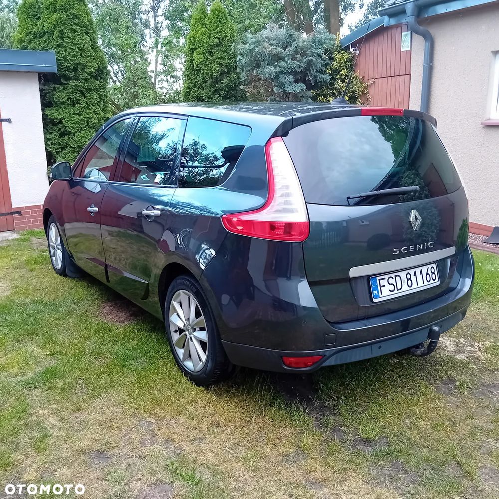 Renault Scenic 2.0 16V 140 CVT Dynamique - 9