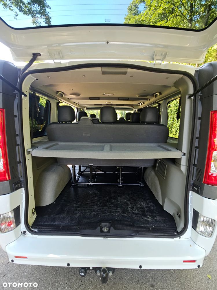 Renault Trafic Passenger Expression - 9