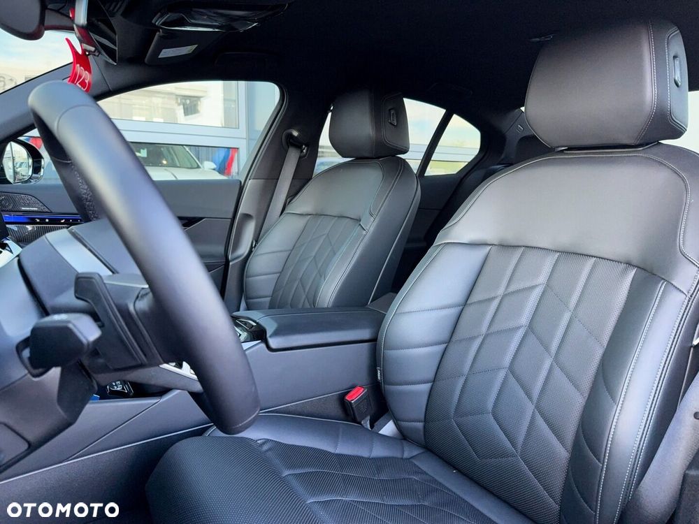 BMW Seria 5 - 29