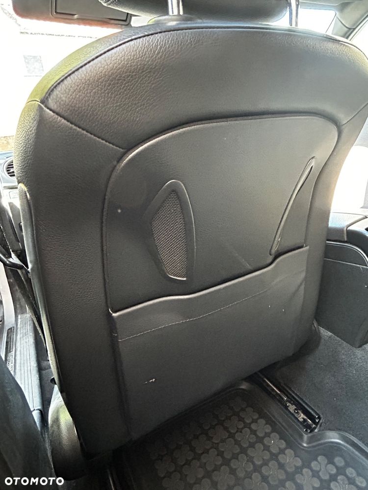 Mercedes-Benz Klasa C 300 T CDI DPF 4Matic (BlueEFFICIENCY) 7G-TRONIC Avantgarde - 18