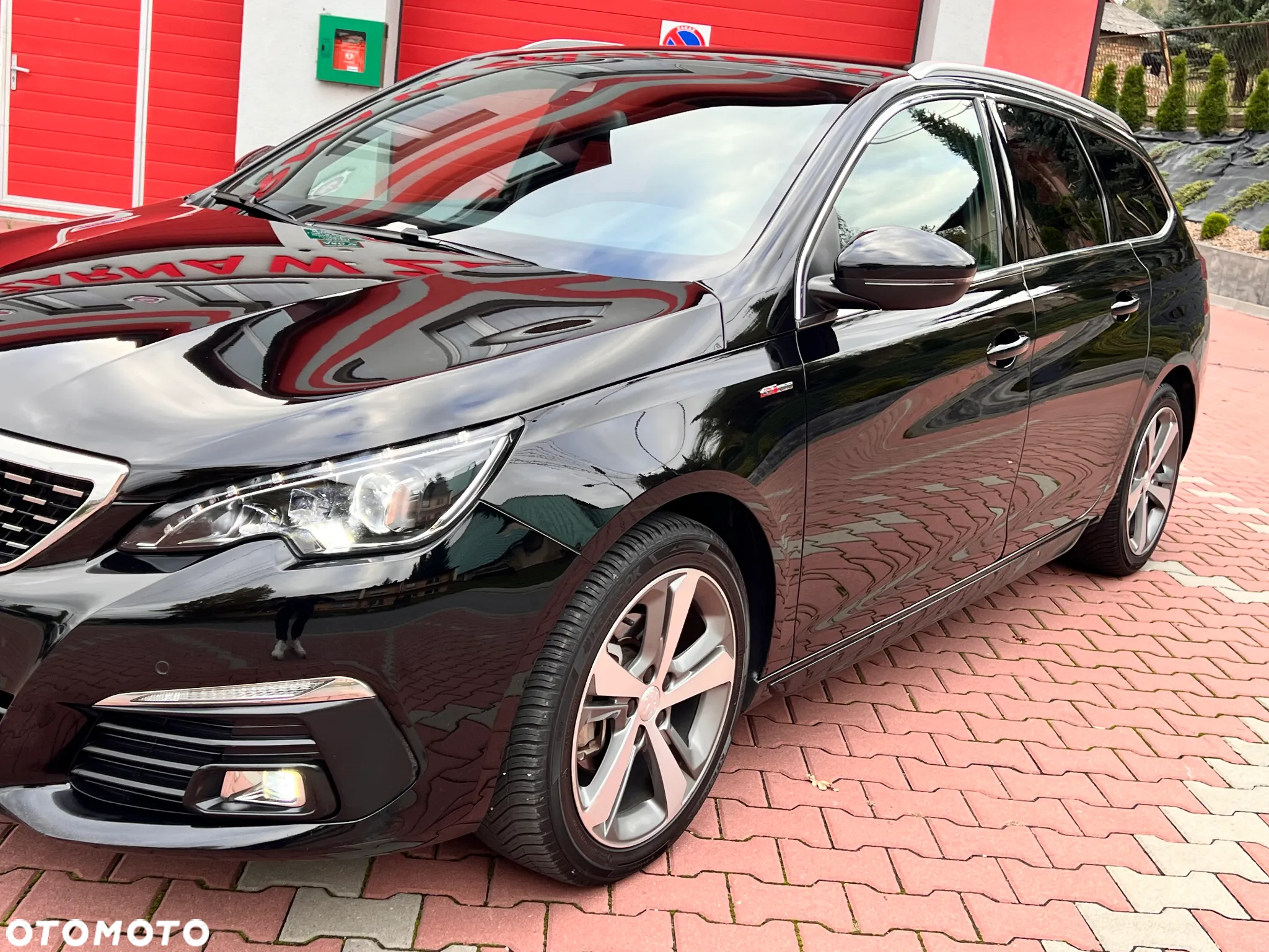 Peugeot 308 SW 1.5 BlueHDi GT Pack S&S EAT8 - 17