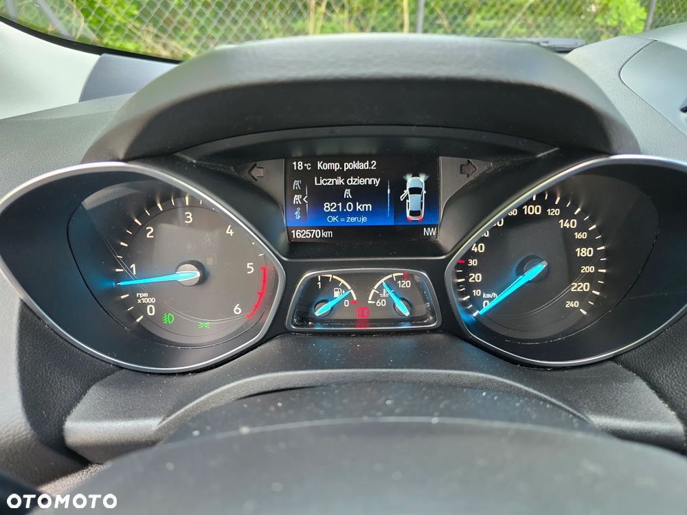 Ford Kuga 2.0 TDCi 4WD Titanium - 34