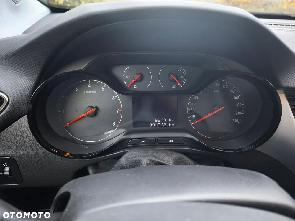 Opel Crossland X - 10