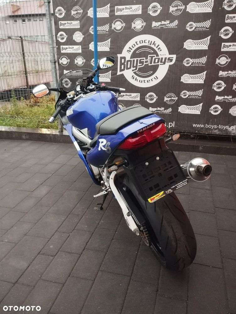 Yamaha R6 - 4