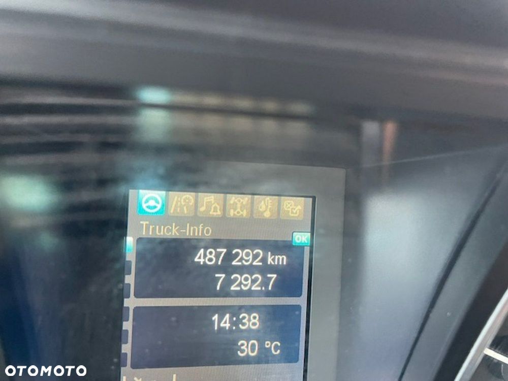 Mercedes-Benz Actros 18.51 Big Space, Piękny, Nowe opony - 18