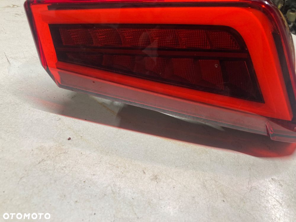 CUPRA BORN 2022- LAMPA TYLNA PRAWA TYŁ LED 10E945096A - 2