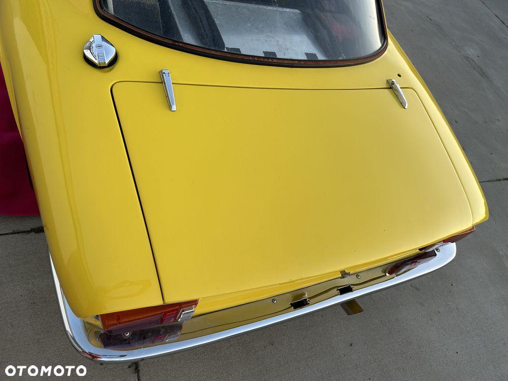 Lotus Elan - 12