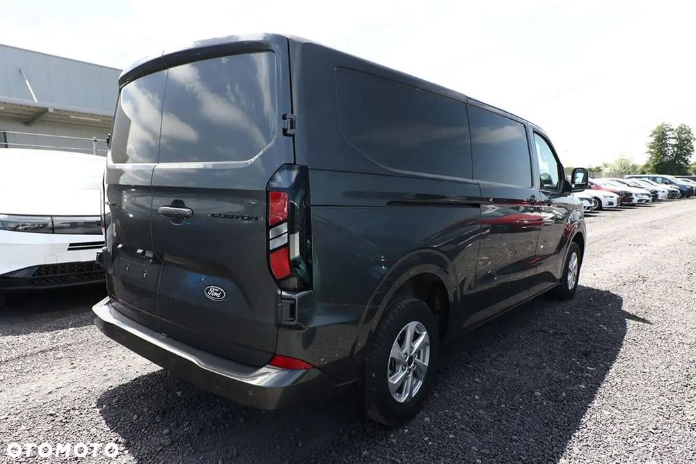 Ford Transit Custom 320 L2H1 Limited A8 2.0 170KM - 3