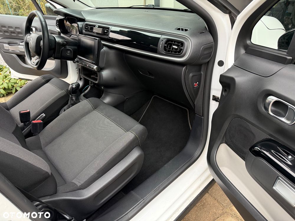 Citroën C3 BlueHDi 100 S&S FEEL - 17