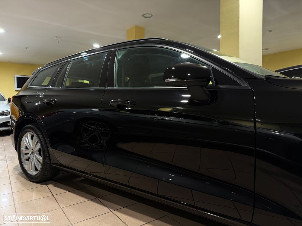 Volvo V60 2.0 B4 Momentum Geartronic - 39