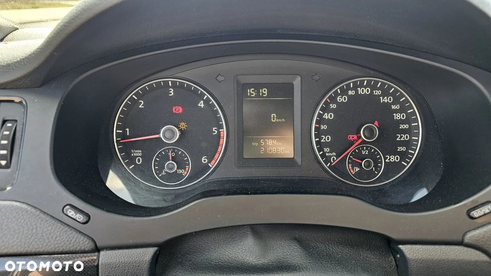 Volkswagen Jetta 1.6 TDI BMT Trendline - 9