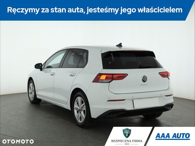Volkswagen Golf - 6