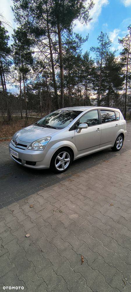 Toyota Corolla Verso - 1