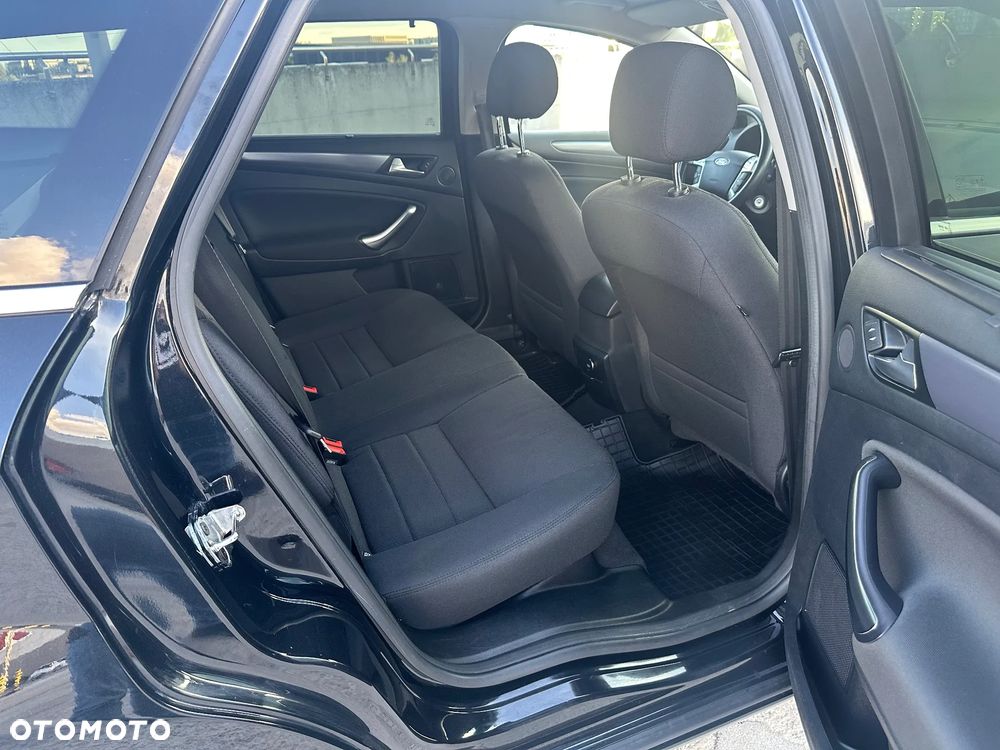 Ford Mondeo 2.0 TDCi Titanium - 18