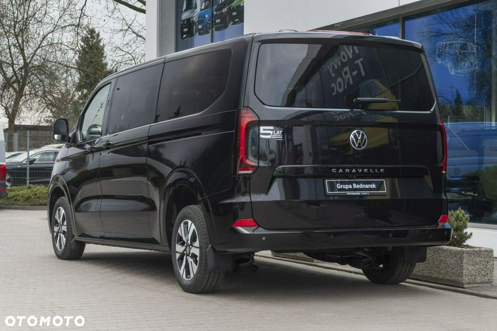 Volkswagen Caravelle - 10
