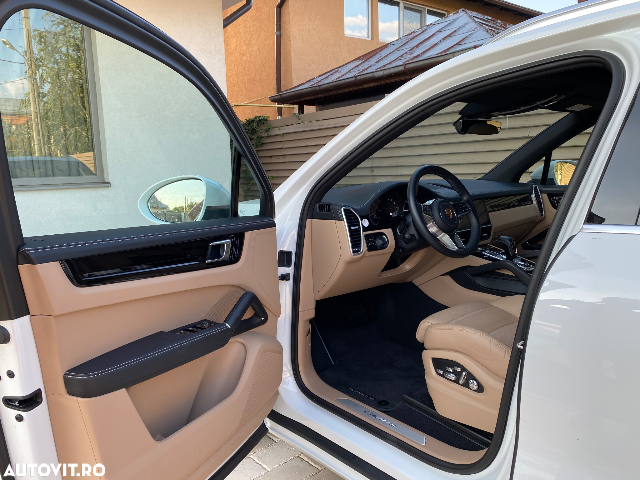 Porsche Cayenne - 9