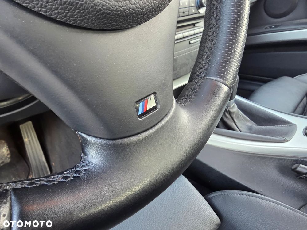 BMW Seria 3 325i - 7
