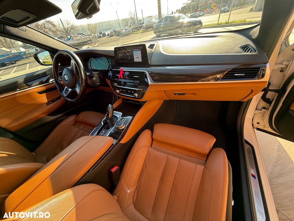 BMW Seria 5 530d xDrive AT - 20