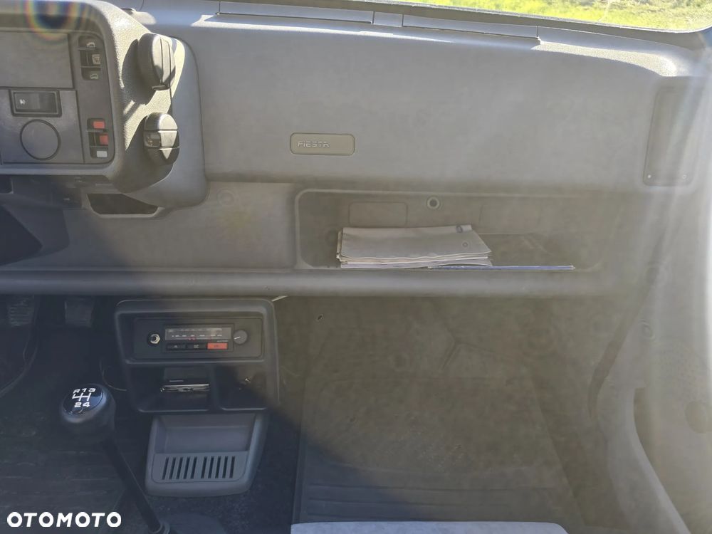 Ford Fiesta - 17