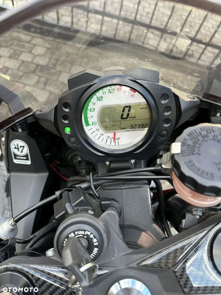 Kawasaki ZX - 5
