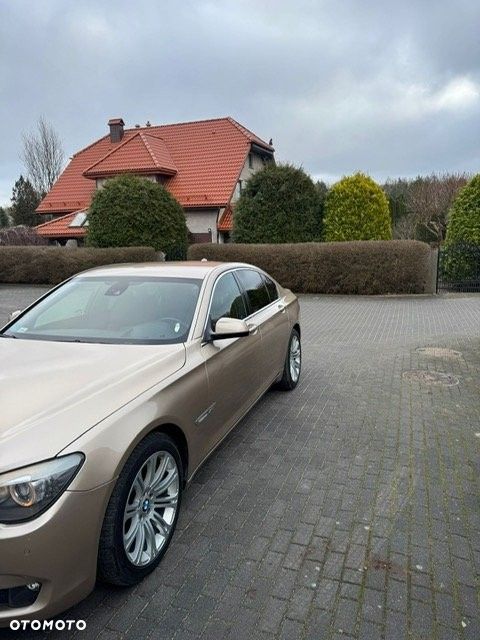 BMW Seria 7 740d xDrive - 24