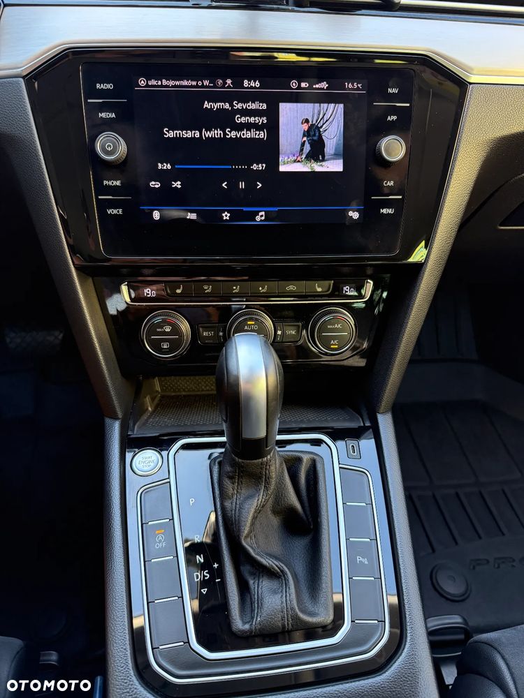 Volkswagen Passat Variant - 24