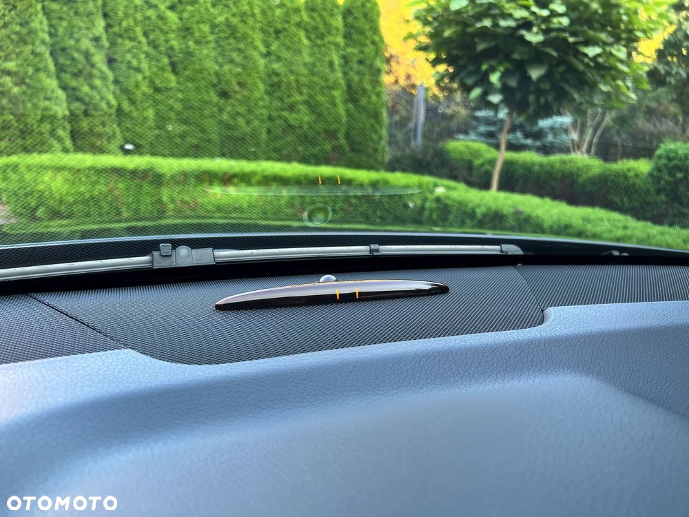 Mercedes-Benz Klasa C 180 Coupe BlueEFFICIENCY 7G-TRONIC - 29