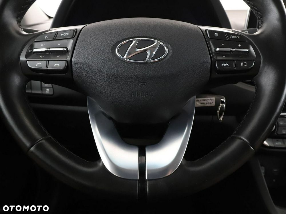 Hyundai i30 1.6 CRDI DCT Intro - 22