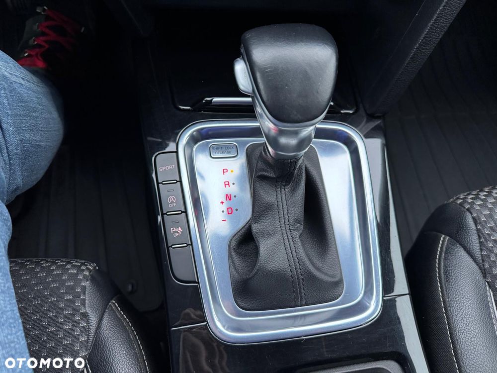 Kia Ceed 1.4 T-GDI DCT OPF Spirit - 20